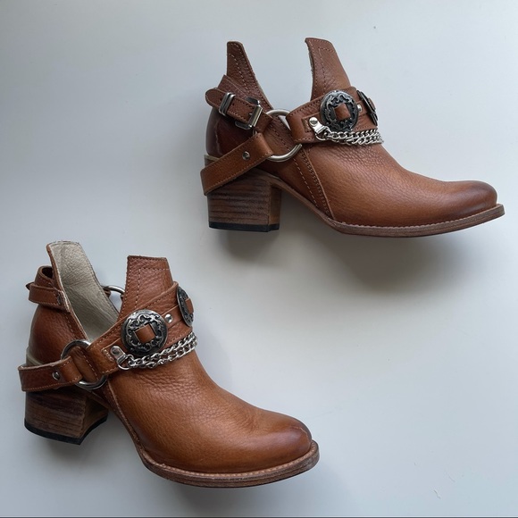 Gorgeous FreeBird By Steven Mystic Bootie Size 8 - Picture 7 of 11